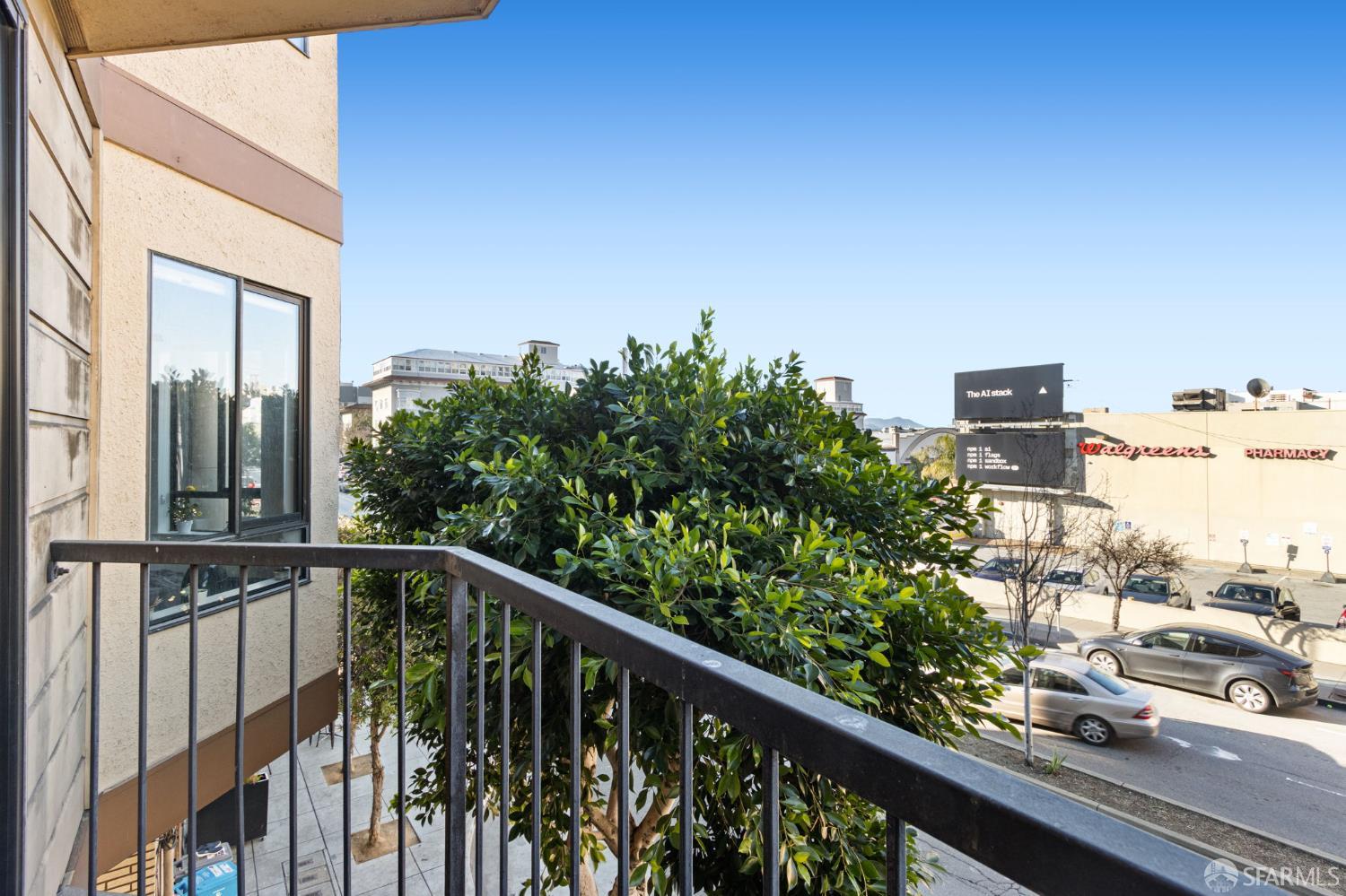 Detail Gallery Image 19 of 44 For 1461 Broadway St #205,  San Francisco,  CA 94109 - 1 Beds | 1 Baths