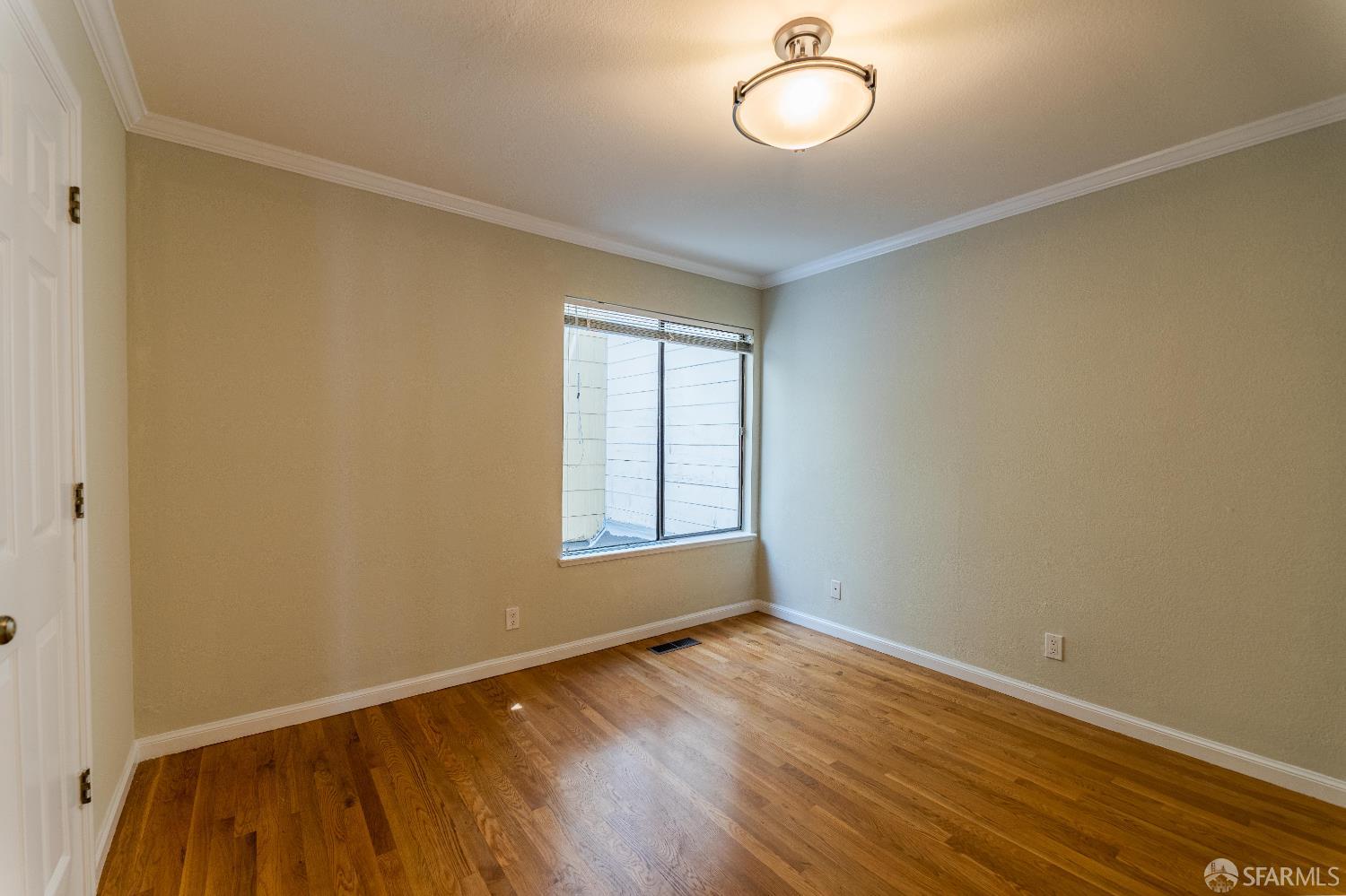 Detail Gallery Image 6 of 9 For 2512 Fillmore St #1,  San Francisco,  CA 94115 - 2 Beds | 1 Baths