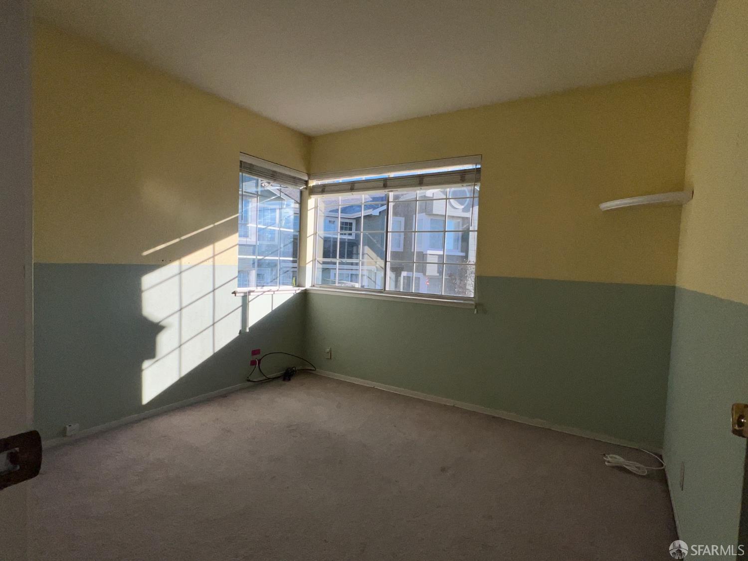 Detail Gallery Image 10 of 12 For 1208 Cameron Ln, Daly City,  CA 94014 - 2 Beds | 2 Baths