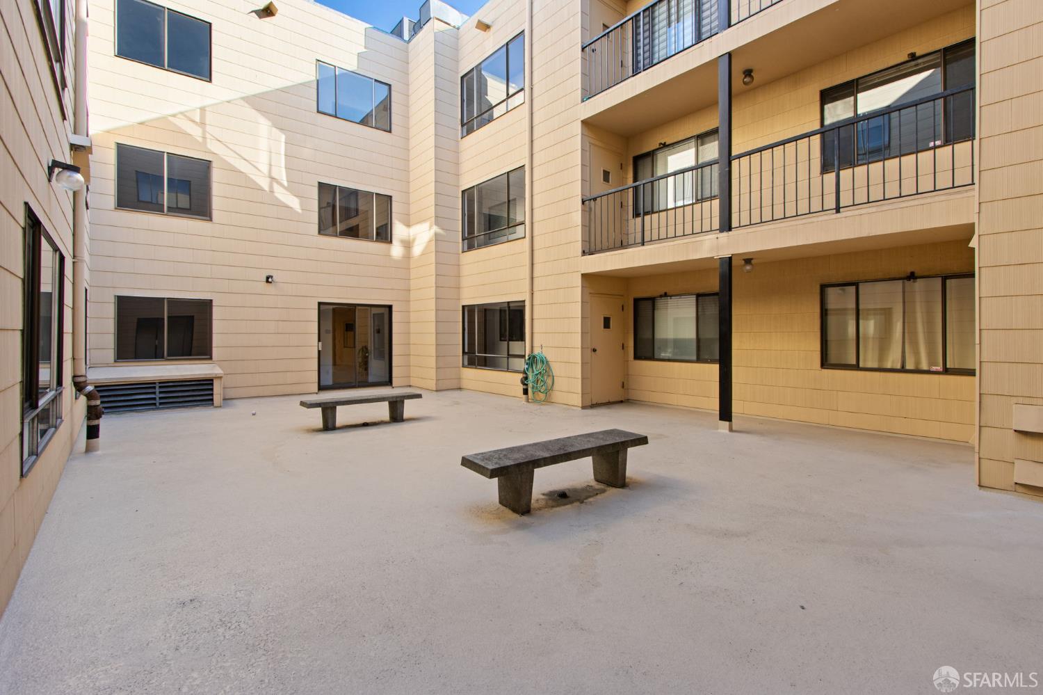 Detail Gallery Image 33 of 44 For 1461 Broadway St #205,  San Francisco,  CA 94109 - 1 Beds | 1 Baths