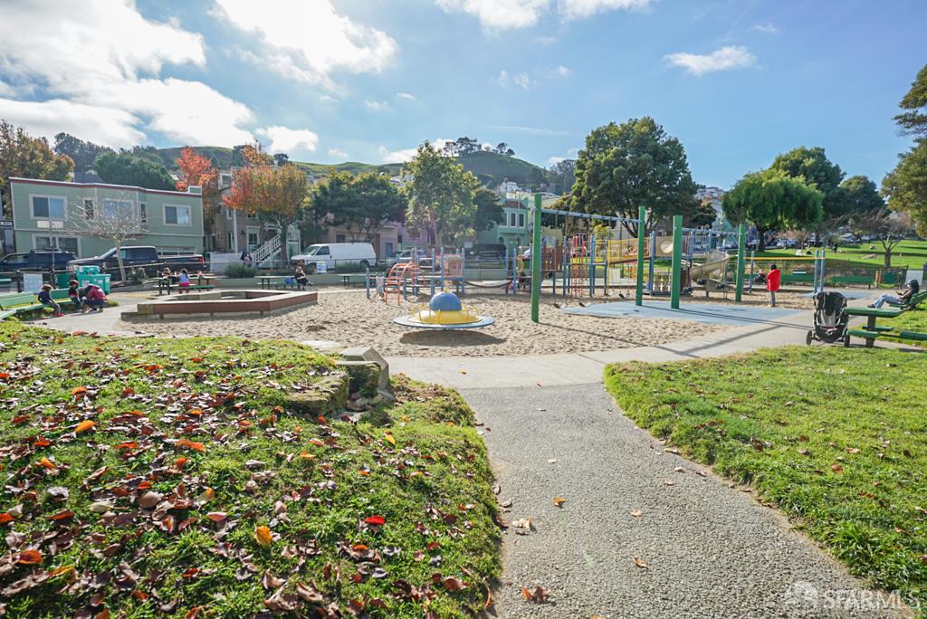 Detail Gallery Image 24 of 28 For 3129 Folsom St #3135,  San Francisco,  CA 94110 - 2 Beds | 1 Baths