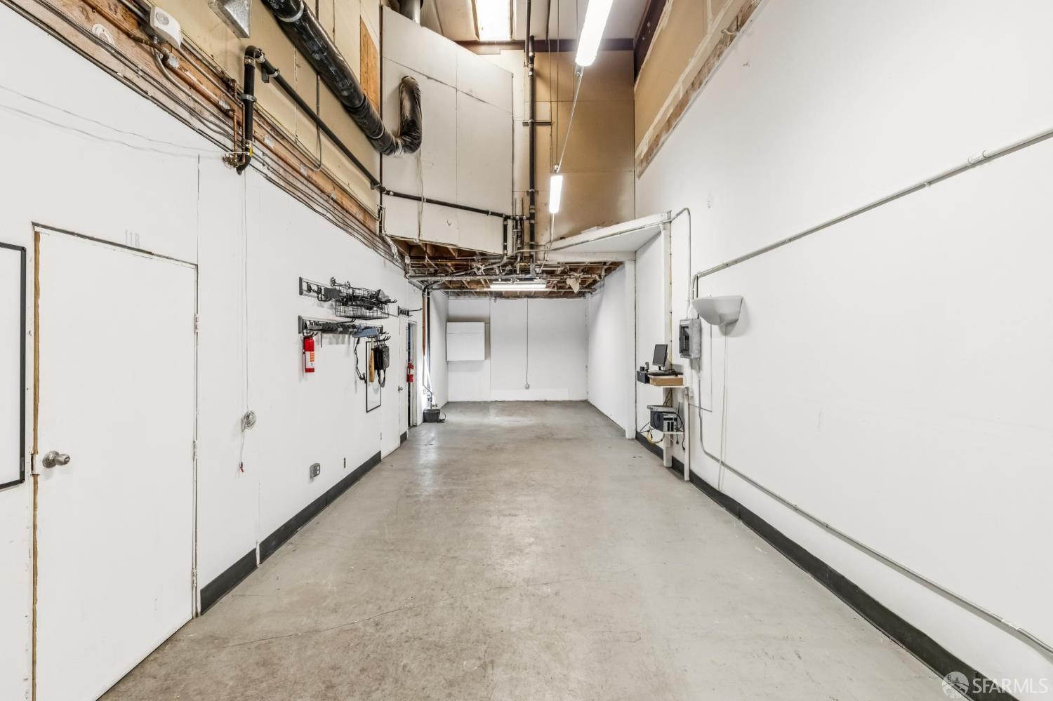 Detail Gallery Image 10 of 31 For 2250 Jerrold Ave #11,  San Francisco,  CA 94124 - – Beds | – Baths