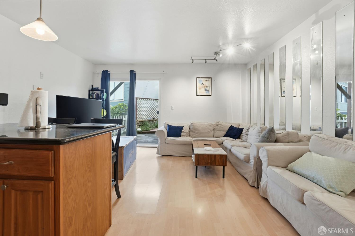 Detail Gallery Image 23 of 37 For 1831 Silliman St, San Francisco,  CA 94134 - 4 Beds | 3 Baths