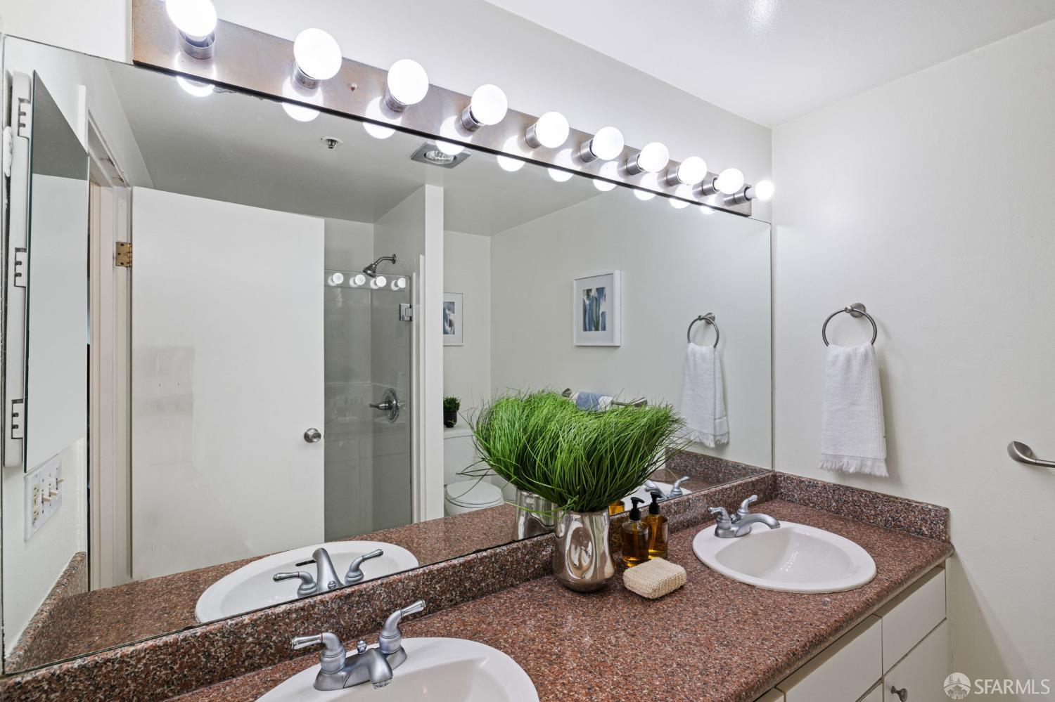 Detail Gallery Image 48 of 72 For 601 Van Ness Ave #39,  San Francisco,  CA 94102 - 2 Beds | 2 Baths