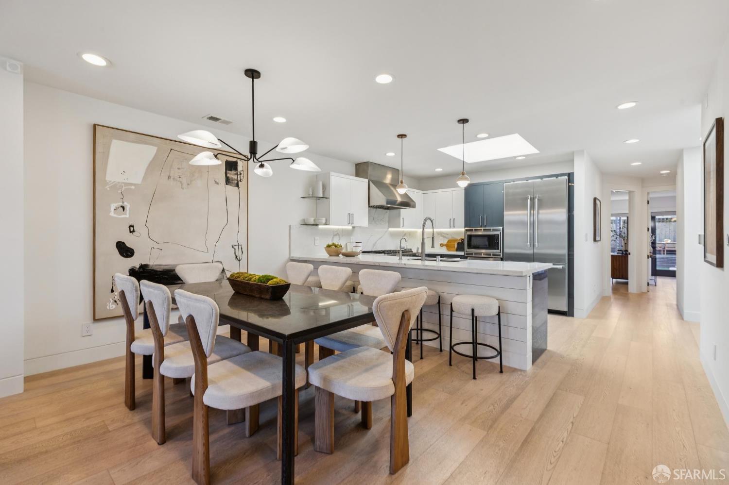 Detail Gallery Image 5 of 42 For 1474 34th Ave, San Francisco,  CA 94122 - 5 Beds | 4 Baths