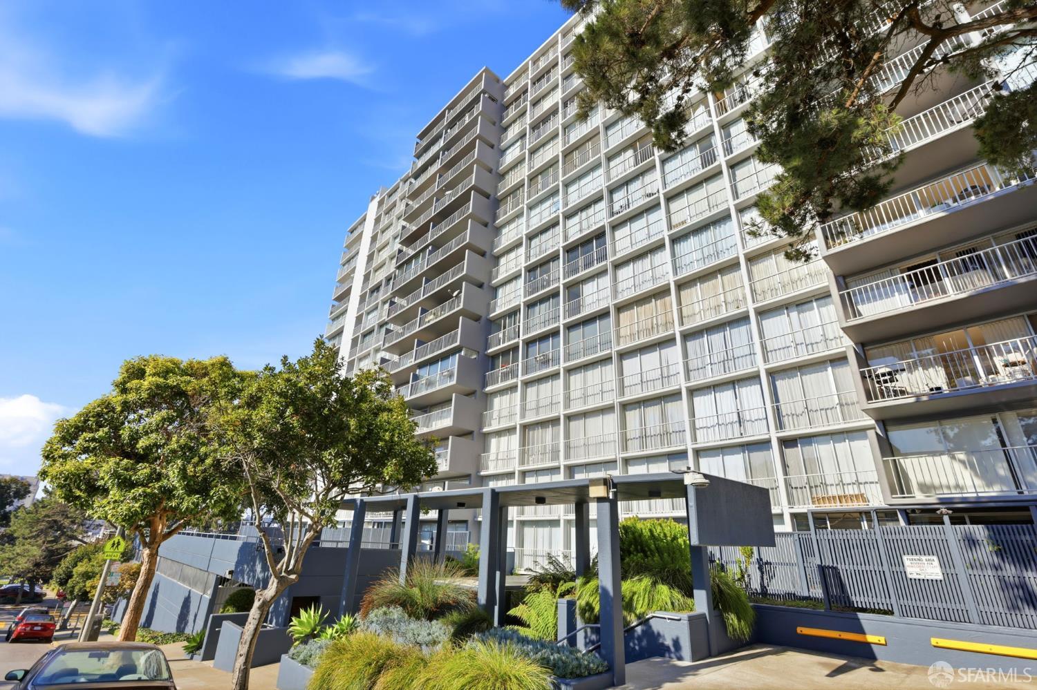 Detail Gallery Image 2 of 35 For 66 Cleary Ct #509,  San Francisco,  CA 94109 - 3 Beds | 2 Baths