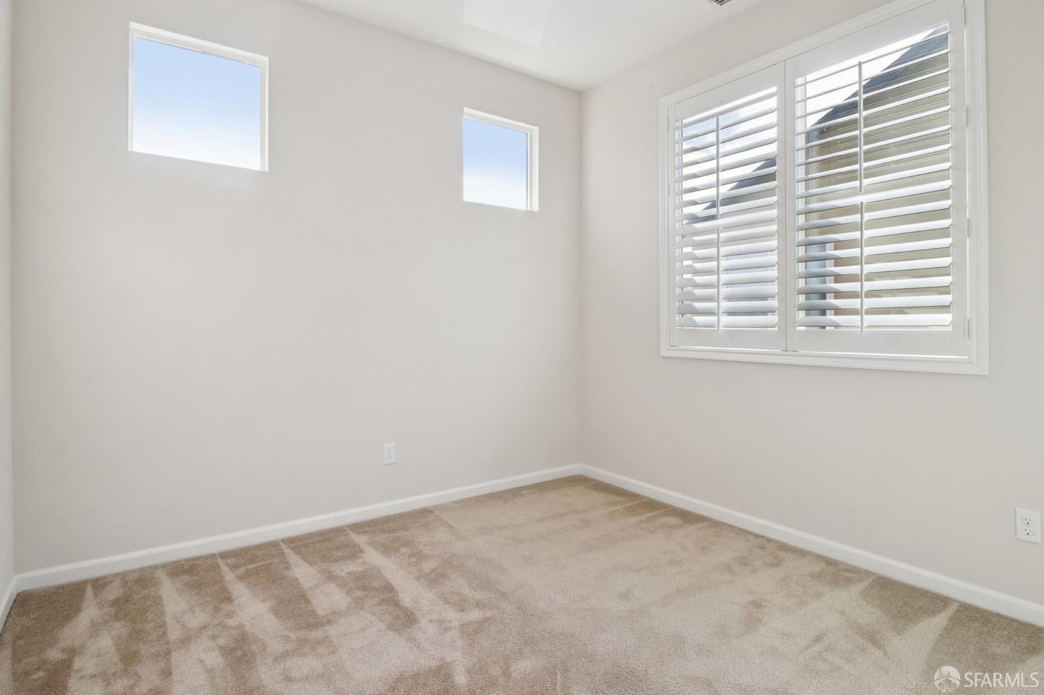 Detail Gallery Image 27 of 41 For 1297 Coyote Creek Way, Milpitas,  CA 95035 - 3 Beds | 2/1 Baths