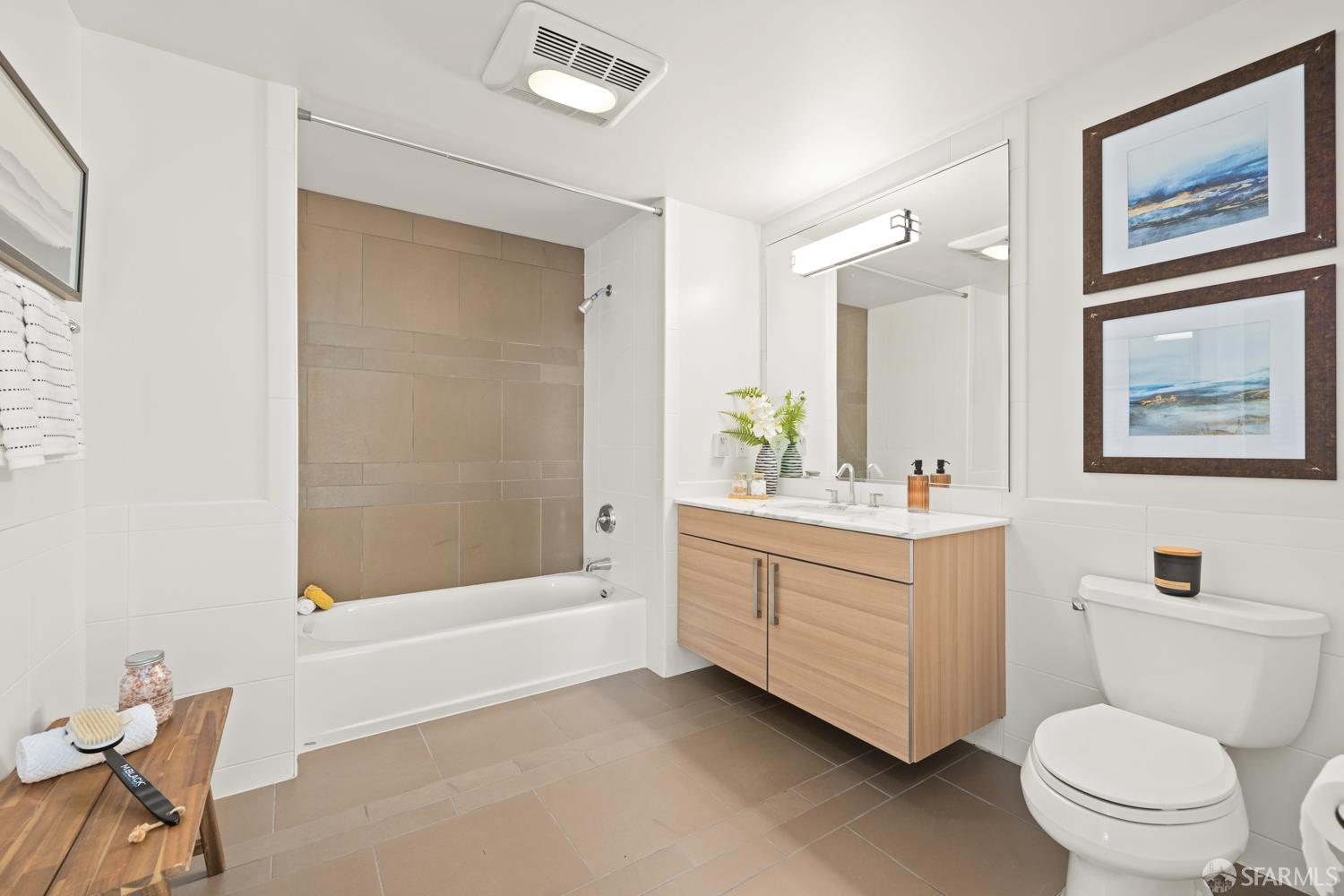 Photo #17: 426096472 Listing: Photo #17