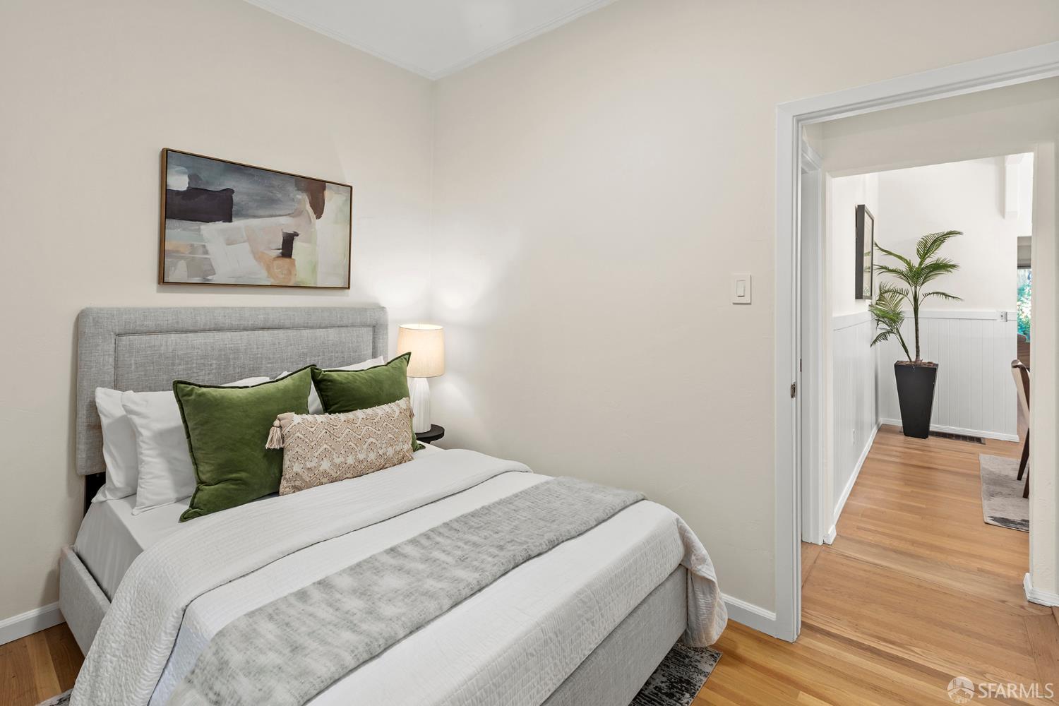 Detail Gallery Image 16 of 30 For 327 Caselli Ave, San Francisco,  CA 94114 - 2 Beds | 1/1 Baths