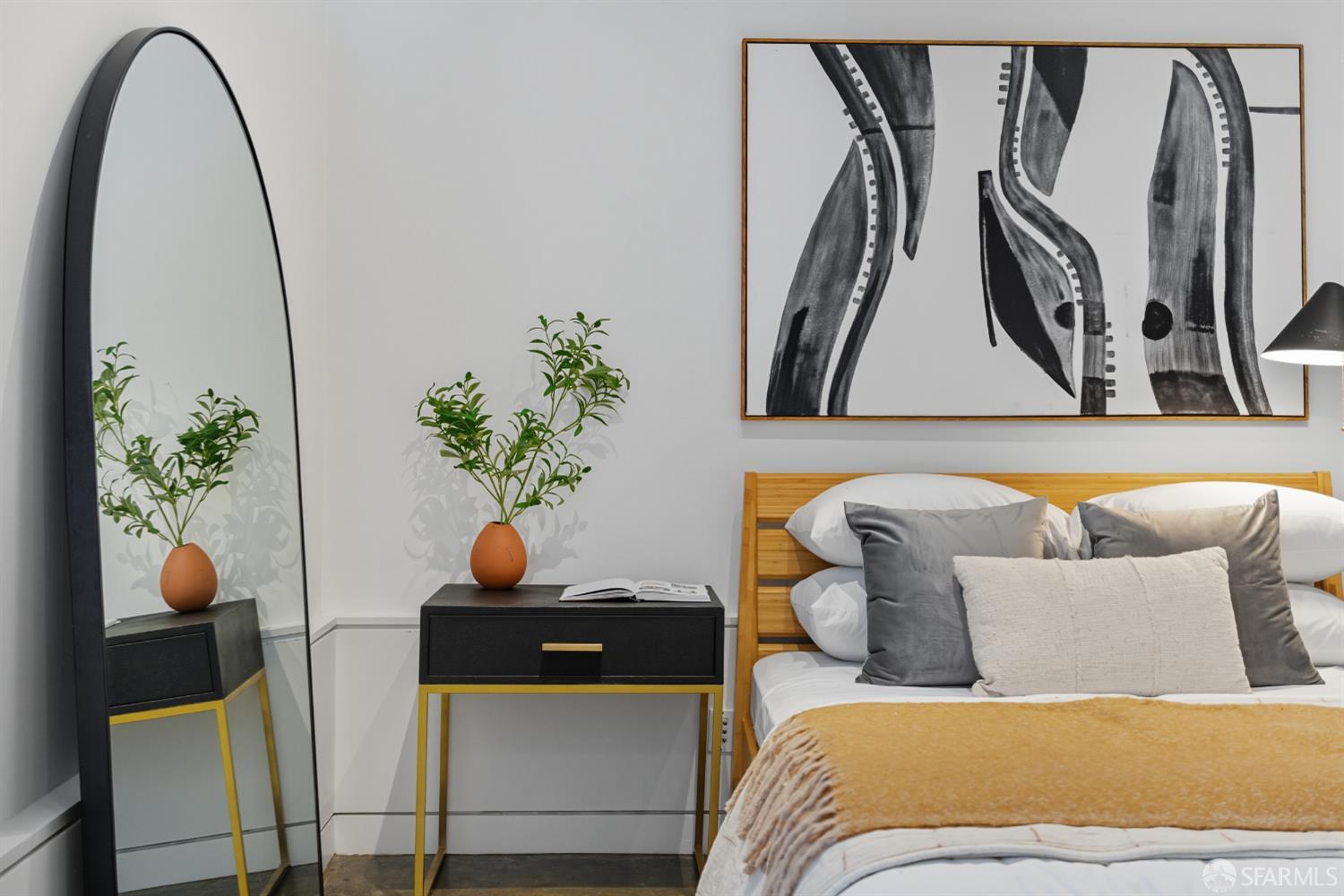 Detail Gallery Image 17 of 38 For 188 South Park St #5,  San Francisco,  CA 94107 - 3 Beds | 2/1 Baths