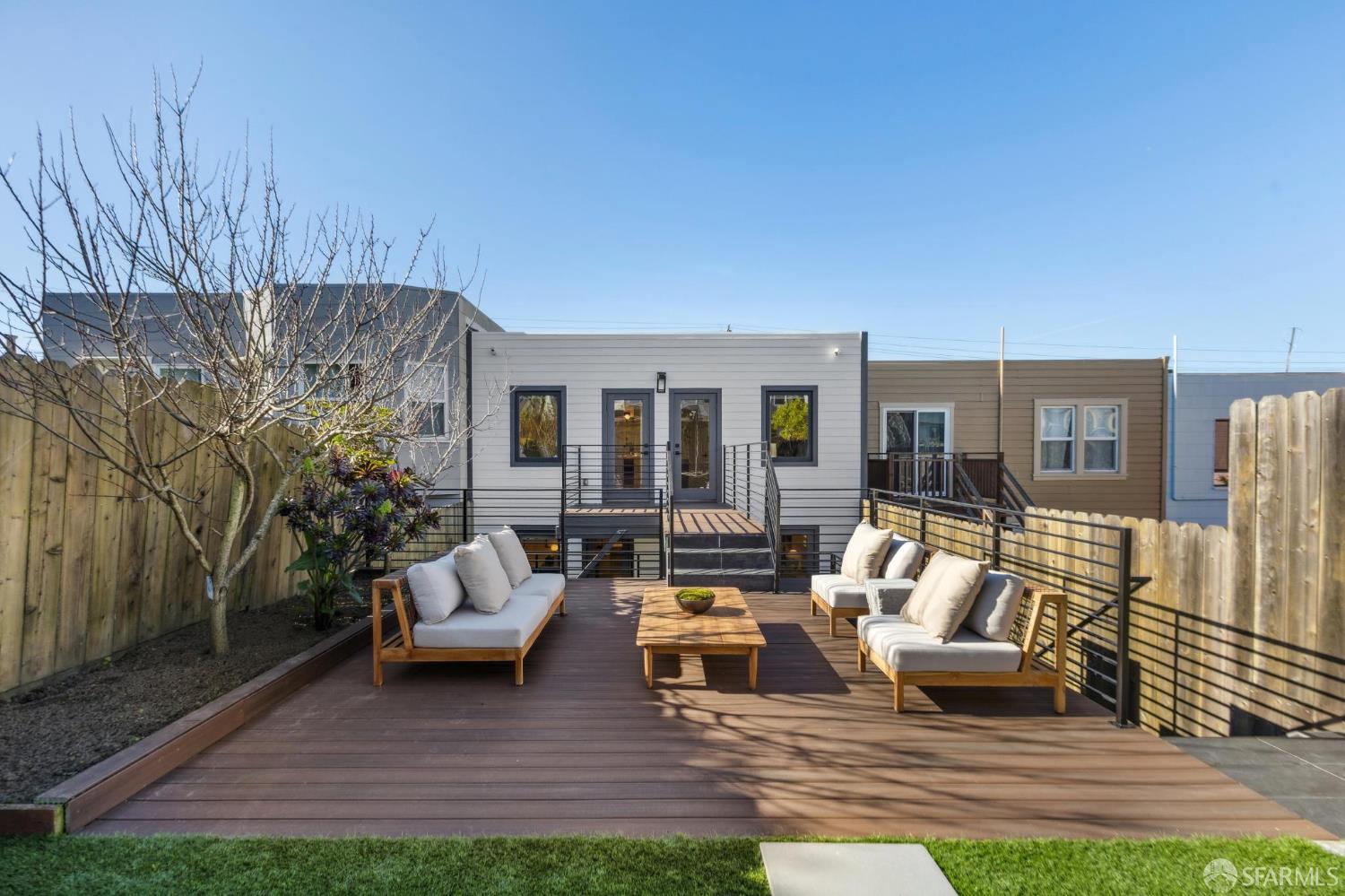 Detail Gallery Image 10 of 42 For 1474 34th Ave, San Francisco,  CA 94122 - 5 Beds | 4 Baths