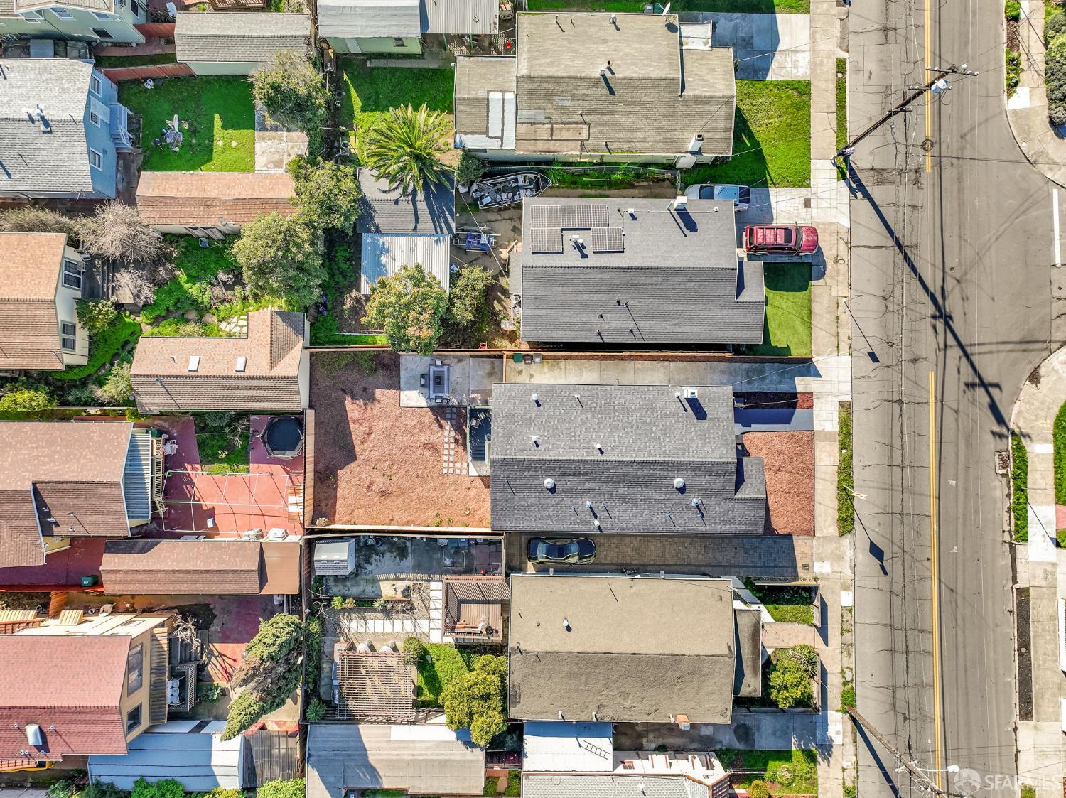 Detail Gallery Image 51 of 56 For 2906 Seminary Ave, Oakland,  CA 94605 - 2 Beds | 2 Baths