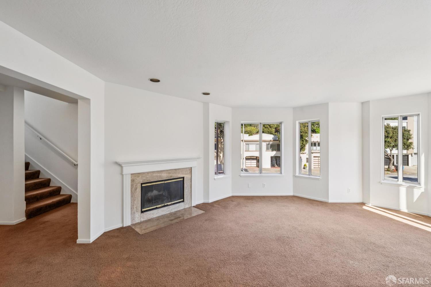 Detail Gallery Image 12 of 60 For 567 Edna St, San Francisco,  CA 94112 - 3 Beds | 3/1 Baths