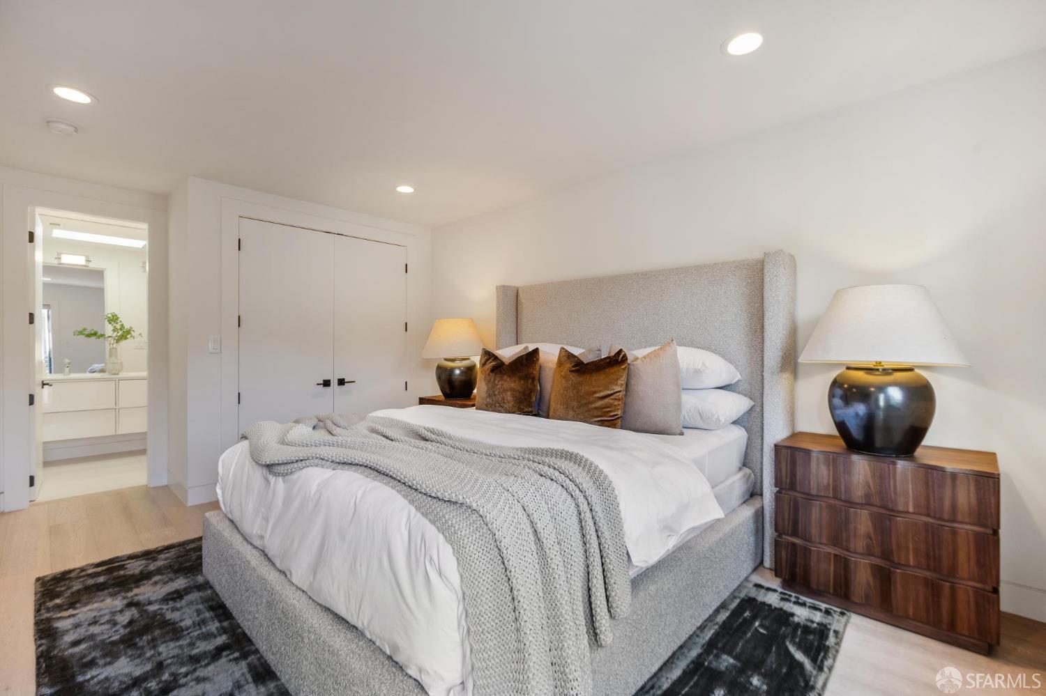 Detail Gallery Image 16 of 42 For 1474 34th Ave, San Francisco,  CA 94122 - 5 Beds | 4 Baths