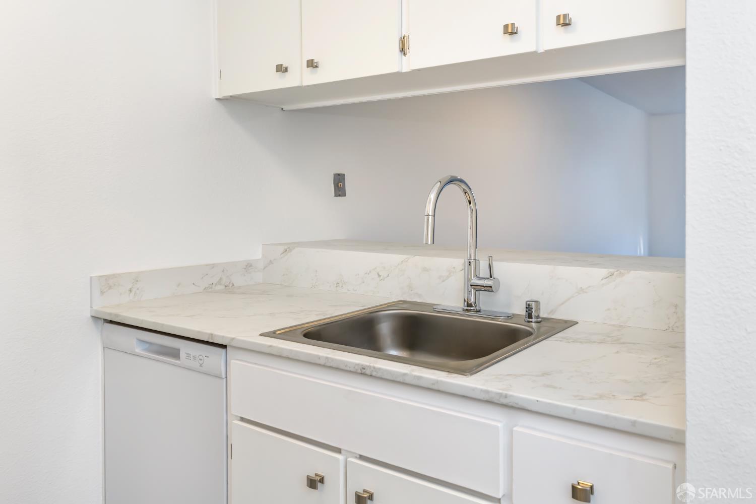 Detail Gallery Image 13 of 30 For 7224 Shelter Creek Ln, San Bruno,  CA 94066 - 0 Beds | 1 Baths