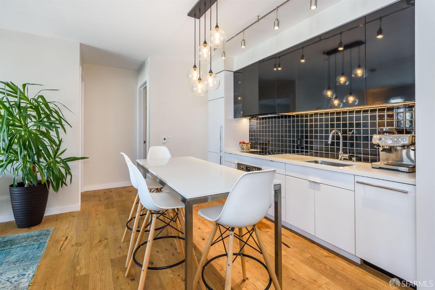 Detail Gallery Image 9 of 31 For 388 Fulton St #501,  San Francisco,  CA 94102 - 2 Beds | 1 Baths