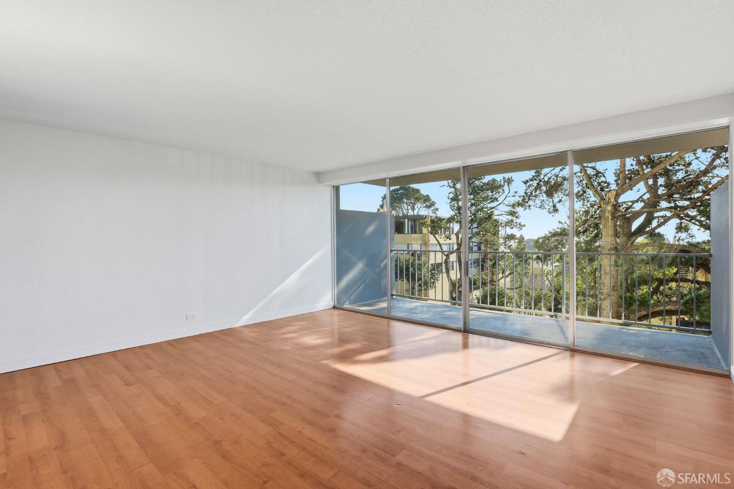 Detail Gallery Image 11 of 35 For 66 Cleary Ct #509,  San Francisco,  CA 94109 - 3 Beds | 2 Baths