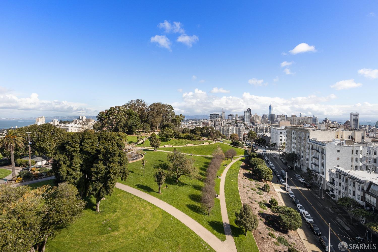 Detail Gallery Image 3 of 20 For 2200 Sacramento St #1006,  San Francisco,  CA 94115 - 2 Beds | 2 Baths