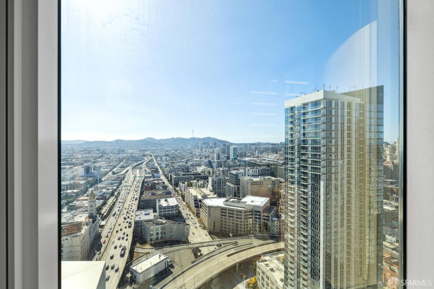 Detail Gallery Image 7 of 47 For 425 1st St #3706,  San Francisco,  CA 94105 - 2 Beds | 2 Baths