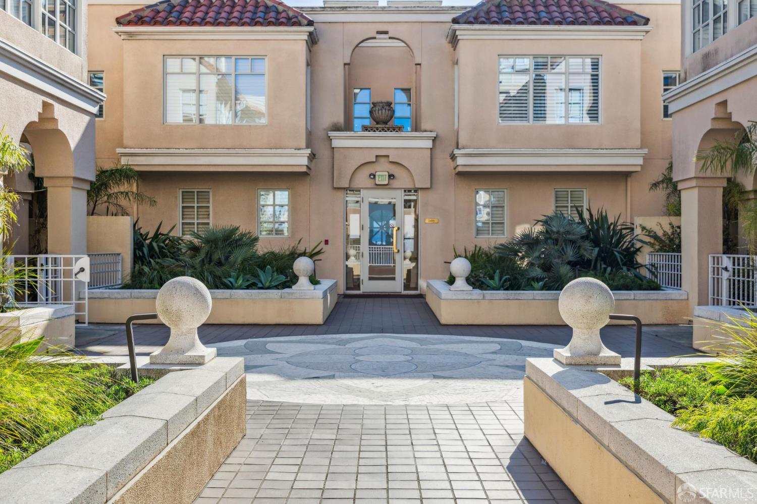 Detail Gallery Image 48 of 51 For 1150 Lombard St #28,  San Francisco,  CA 94109 - 2 Beds | 2 Baths