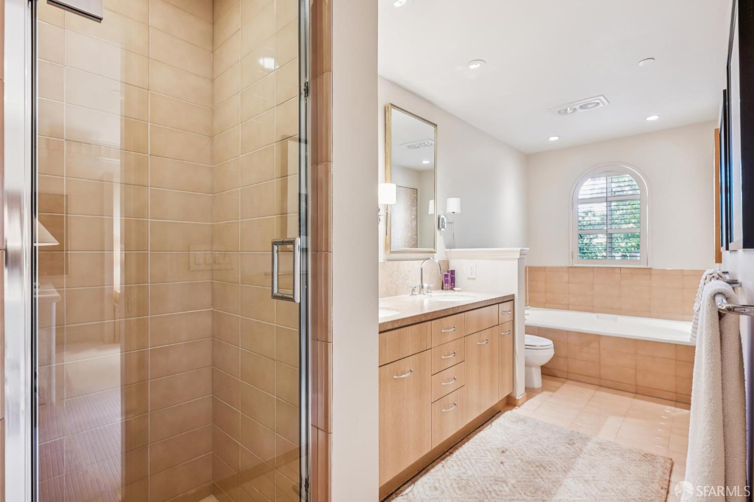 Detail Gallery Image 30 of 51 For 1150 Lombard St #28,  San Francisco,  CA 94109 - 2 Beds | 2 Baths