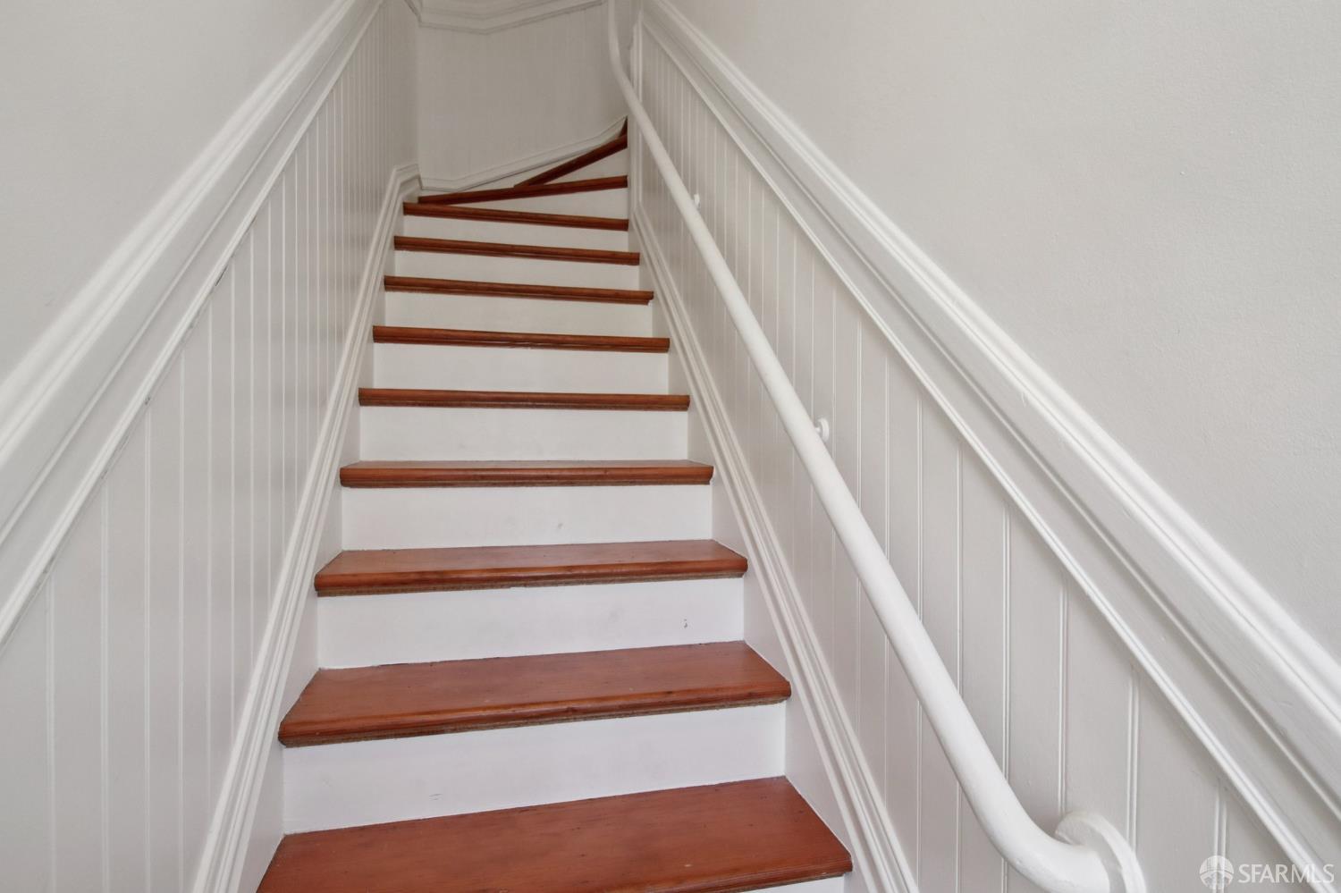 Photo #5: 426093598 Listing: Photo #5