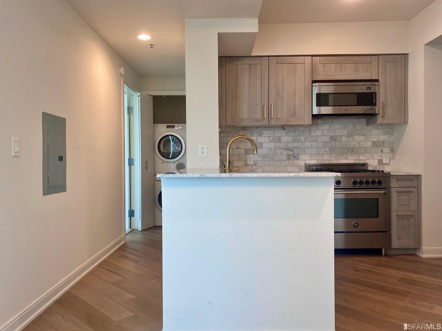 Detail Gallery Image 6 of 18 For 401 Harrison St 28g,  San Francisco,  CA 94105 - 1 Beds | 1 Baths