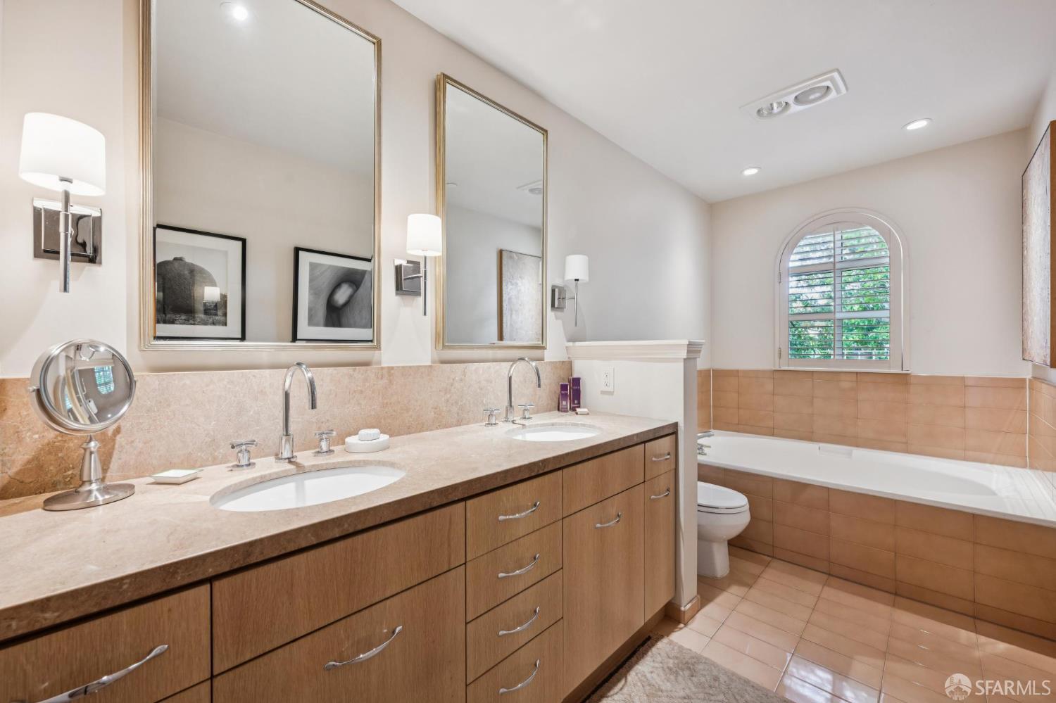 Detail Gallery Image 31 of 51 For 1150 Lombard St #28,  San Francisco,  CA 94109 - 2 Beds | 2 Baths