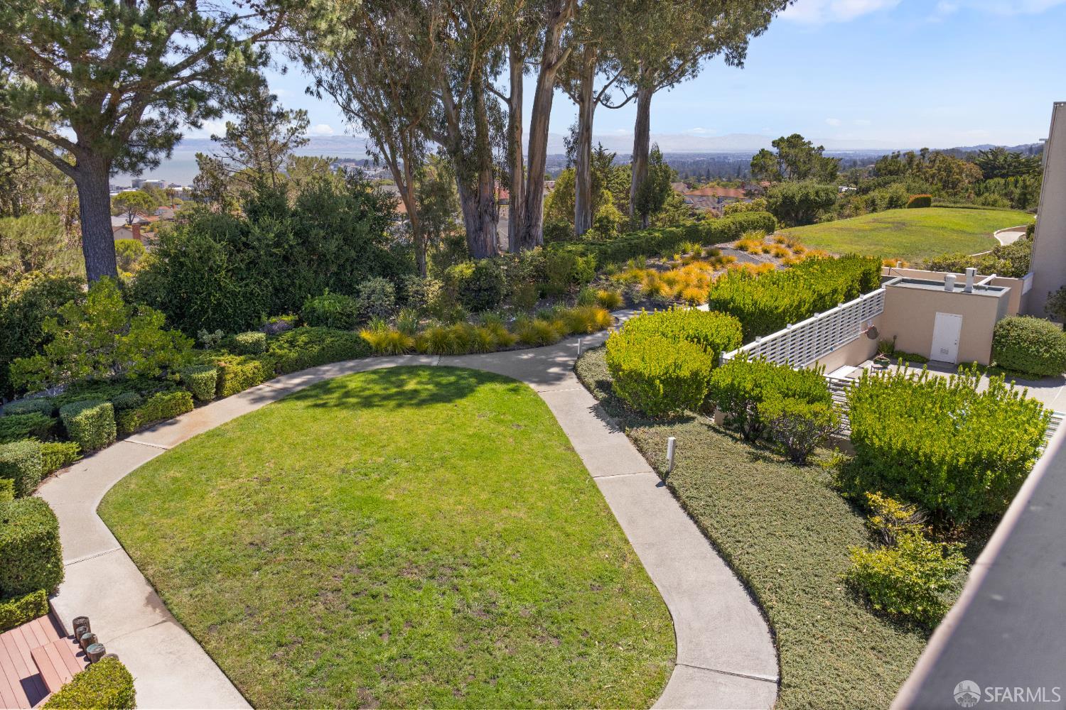 Detail Gallery Image 23 of 26 For 340 Vallejo Dr #80,  Millbrae,  CA 94030 - 3 Beds | 2 Baths