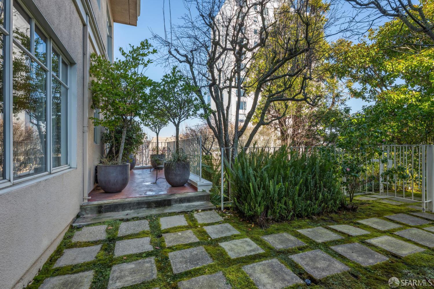 Detail Gallery Image 44 of 51 For 1150 Lombard St #28,  San Francisco,  CA 94109 - 2 Beds | 2 Baths