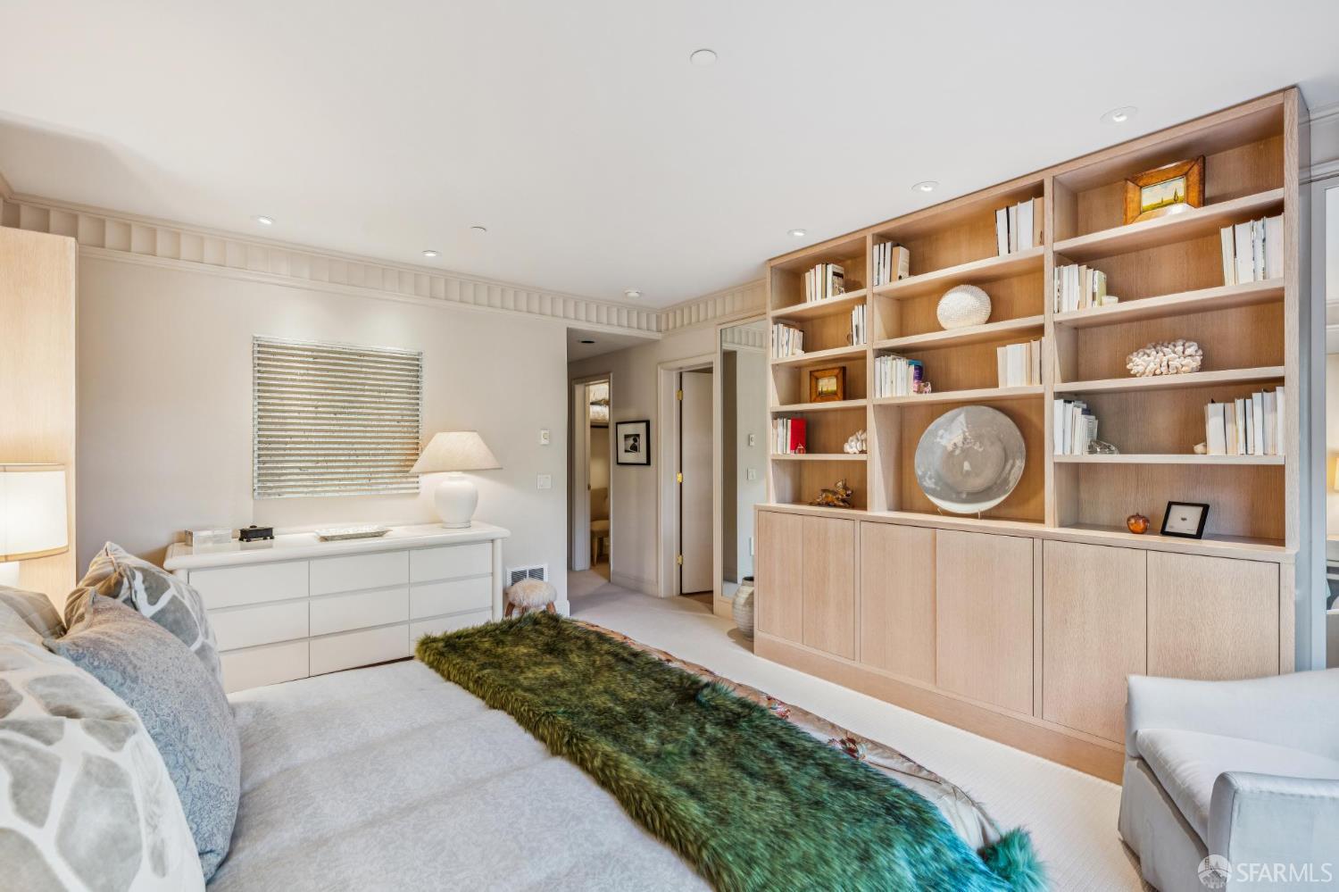 Detail Gallery Image 27 of 51 For 1150 Lombard St #28,  San Francisco,  CA 94109 - 2 Beds | 2 Baths