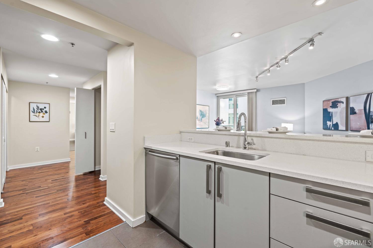 Detail Gallery Image 8 of 78 For 555 4th St #822,  San Francisco,  CA 94107 - 2 Beds | 2 Baths