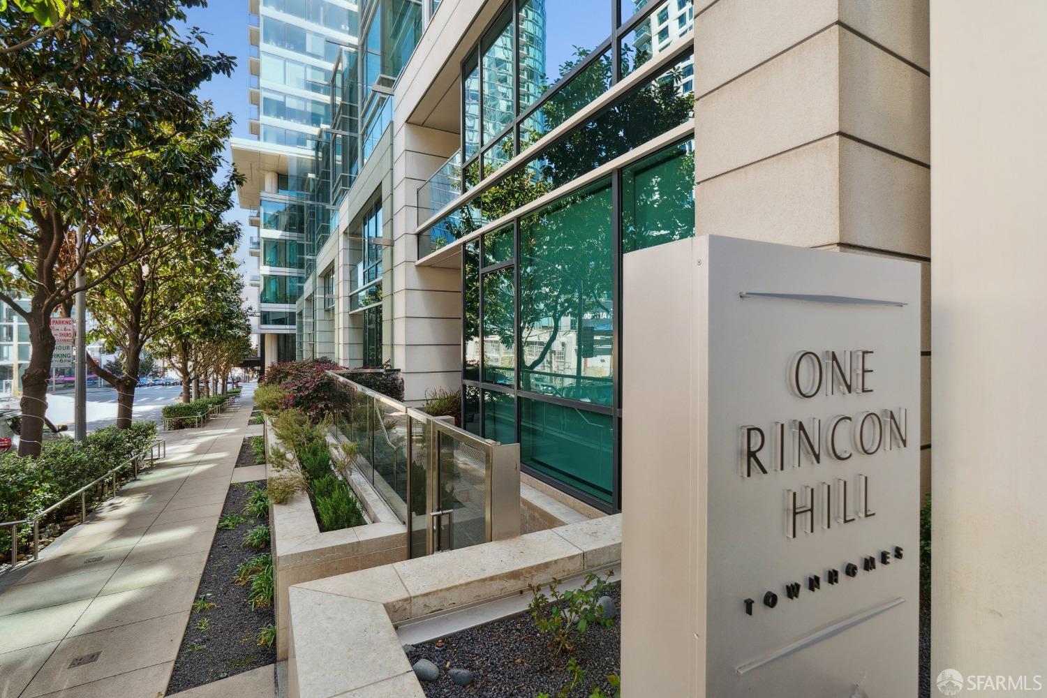 Detail Gallery Image 35 of 47 For 425 1st St #3706,  San Francisco,  CA 94105 - 2 Beds | 2 Baths