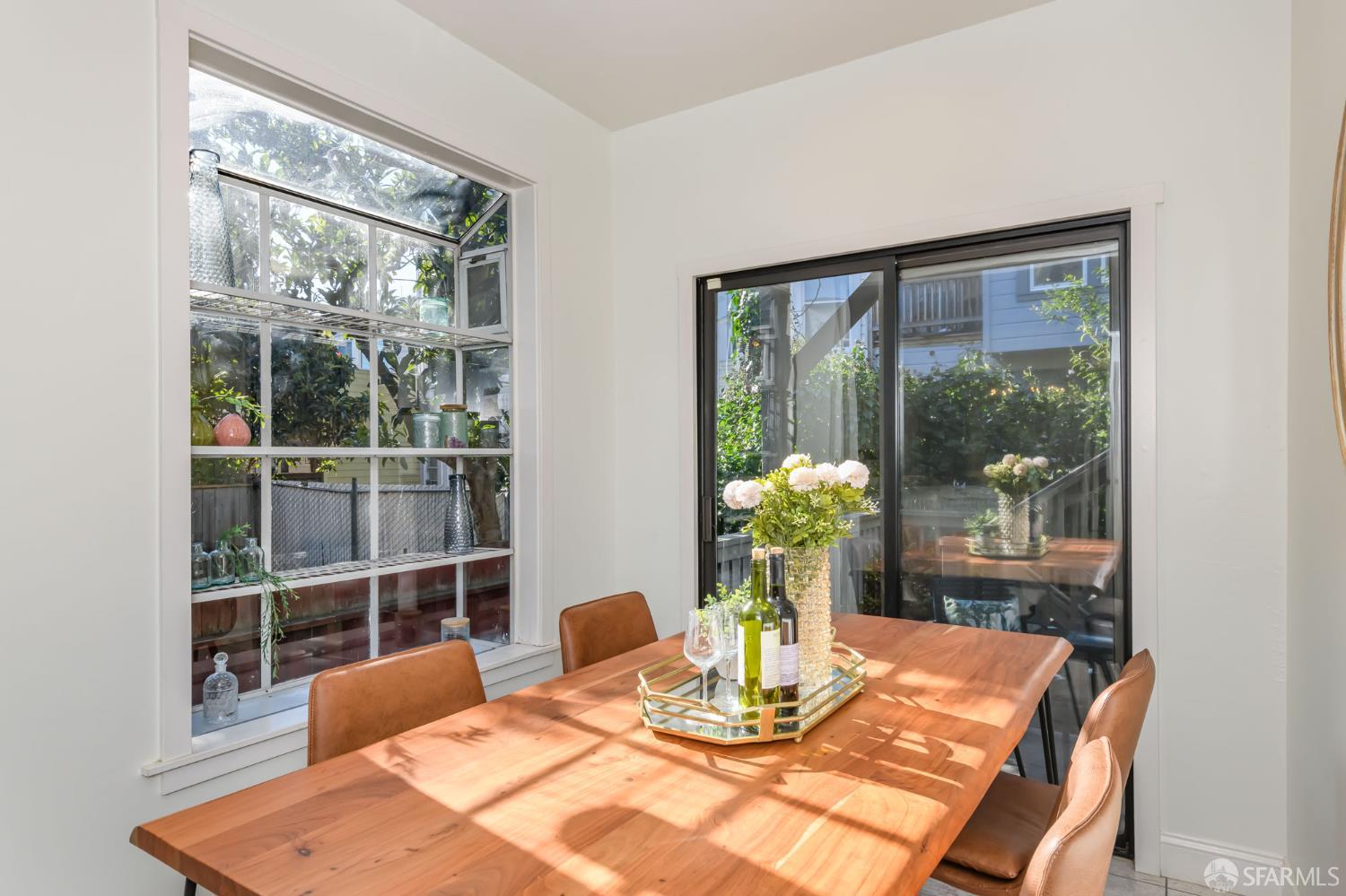 Detail Gallery Image 12 of 16 For 34 Dearborn St a,  San Francisco,  CA 94110 - 2 Beds | 1 Baths