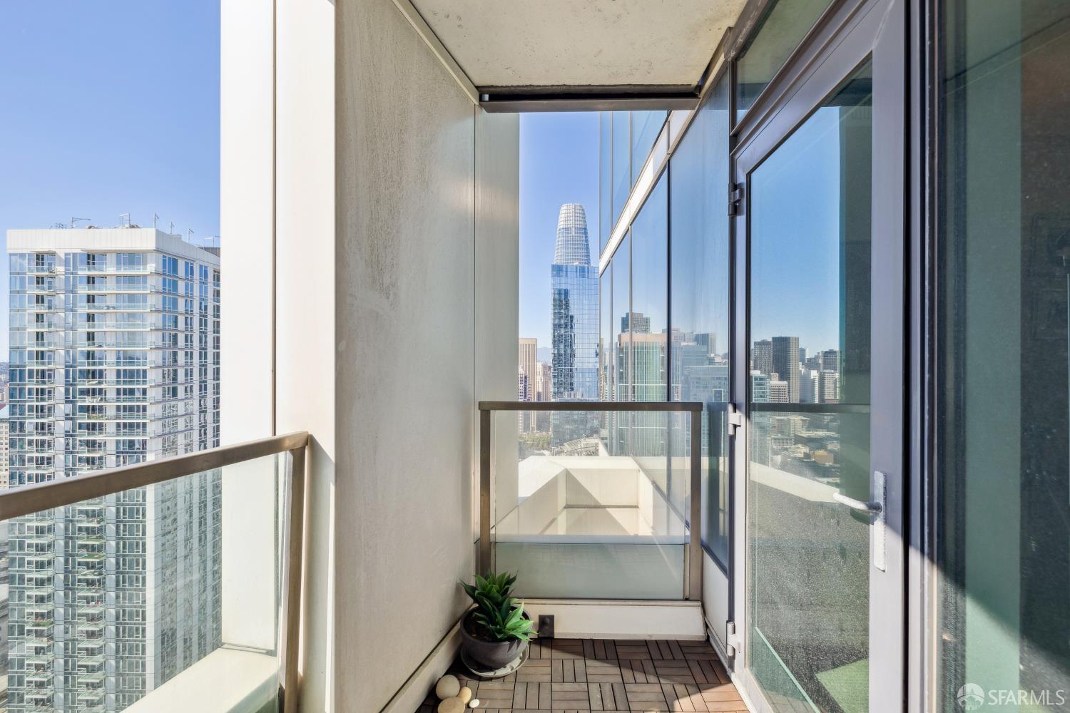 Detail Gallery Image 30 of 47 For 425 1st St #3706,  San Francisco,  CA 94105 - 2 Beds | 2 Baths