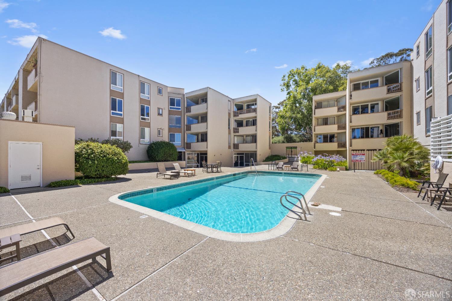 Detail Gallery Image 24 of 26 For 340 Vallejo Dr #80,  Millbrae,  CA 94030 - 3 Beds | 2 Baths
