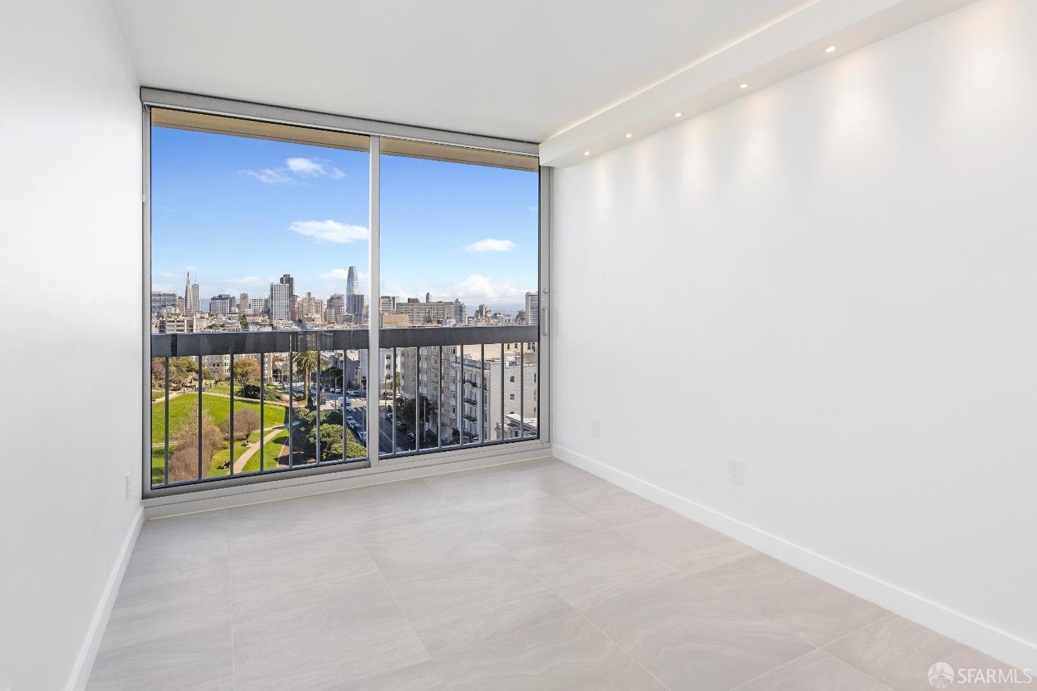 Detail Gallery Image 9 of 20 For 2200 Sacramento St #1006,  San Francisco,  CA 94115 - 2 Beds | 2 Baths