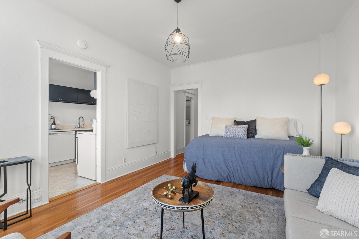 Detail Gallery Image 5 of 30 For 2415 Van Ness Ave #602,  San Francisco,  CA 94109 - 0 Beds | 1 Baths