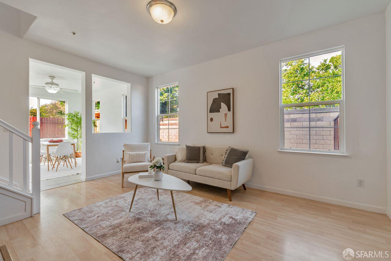 Detail Gallery Image 4 of 37 For 60 Lexington Ct, Brentwood,  CA 94513 - 4 Beds | 3 Baths