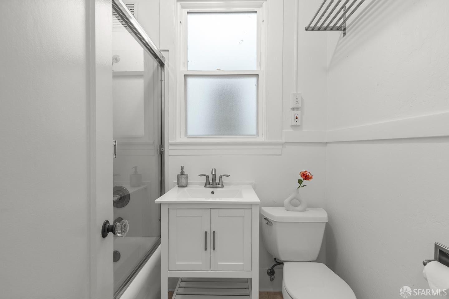 Detail Gallery Image 16 of 30 For 2415 Van Ness Ave #602,  San Francisco,  CA 94109 - 0 Beds | 1 Baths