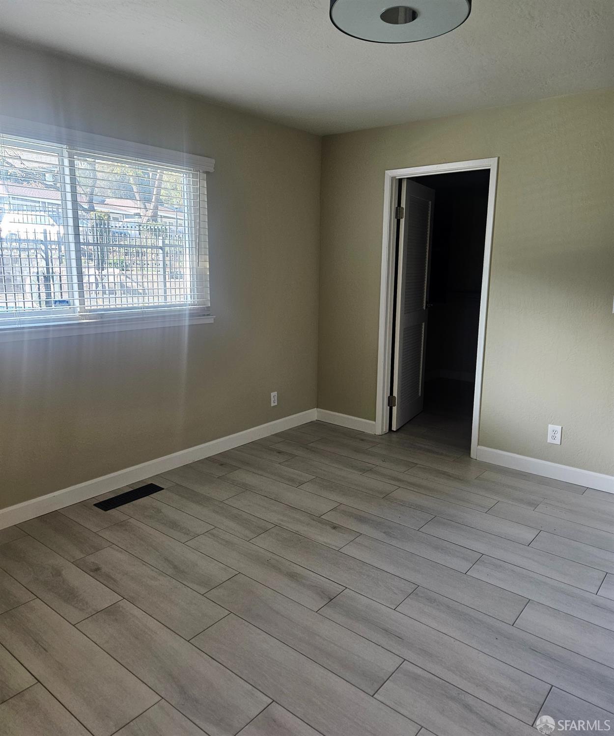 Detail Gallery Image 11 of 19 For 8711 Mountain Blvd #28,  Oakland,  CA 94605 - 1 Beds | 1 Baths