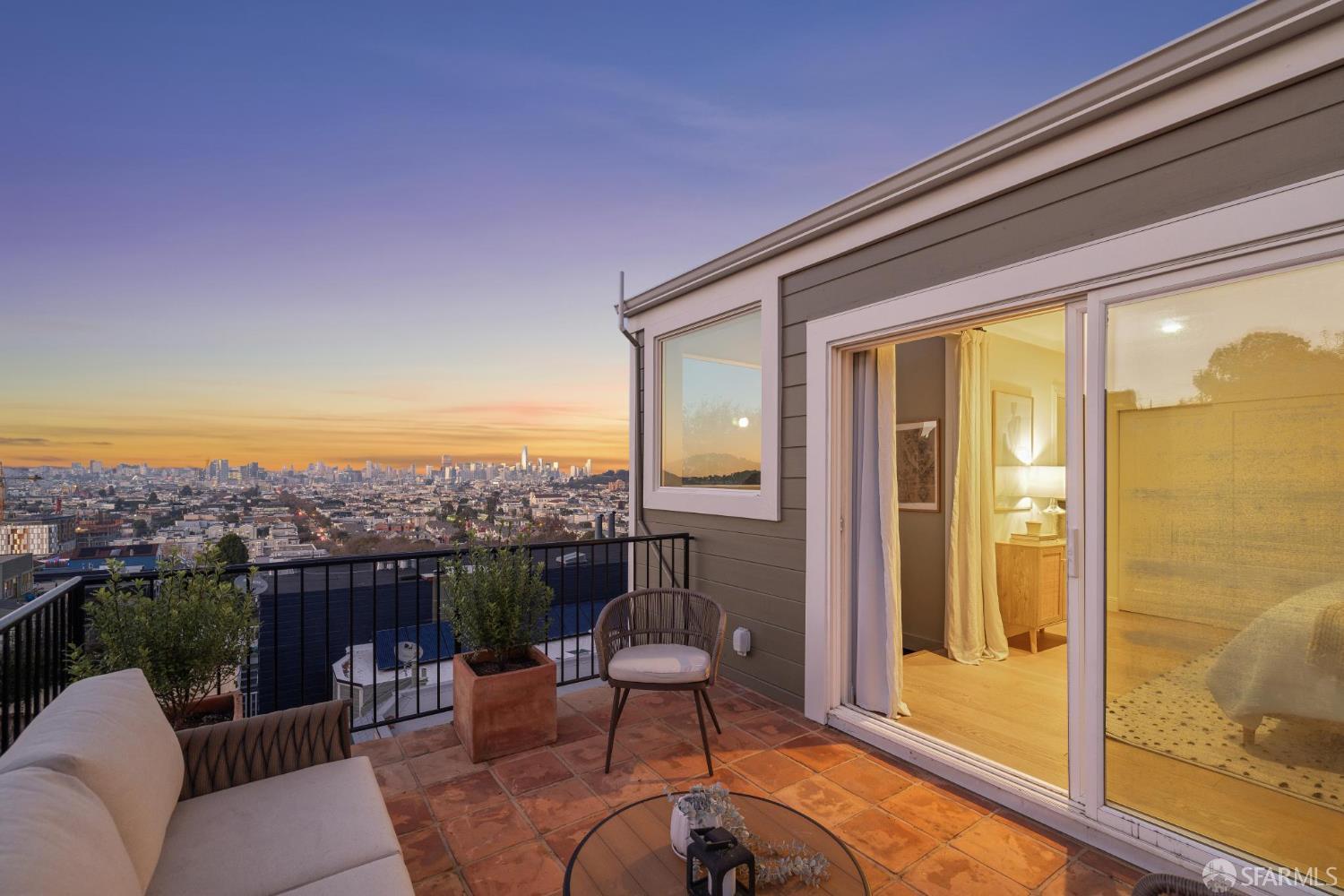 Detail Gallery Image 77 of 97 For 3316 Folsom St, San Francisco,  CA 94110 - 2 Beds | 2/1 Baths