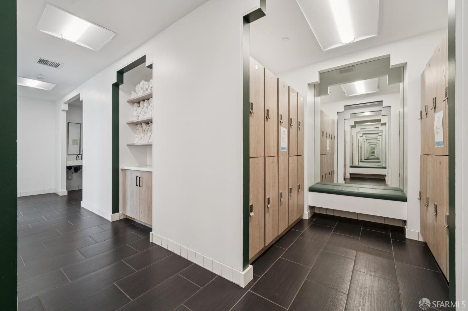 Detail Gallery Image 64 of 79 For 611 Washington St #2306,  San Francisco,  CA 94111 - 1 Beds | 1/1 Baths