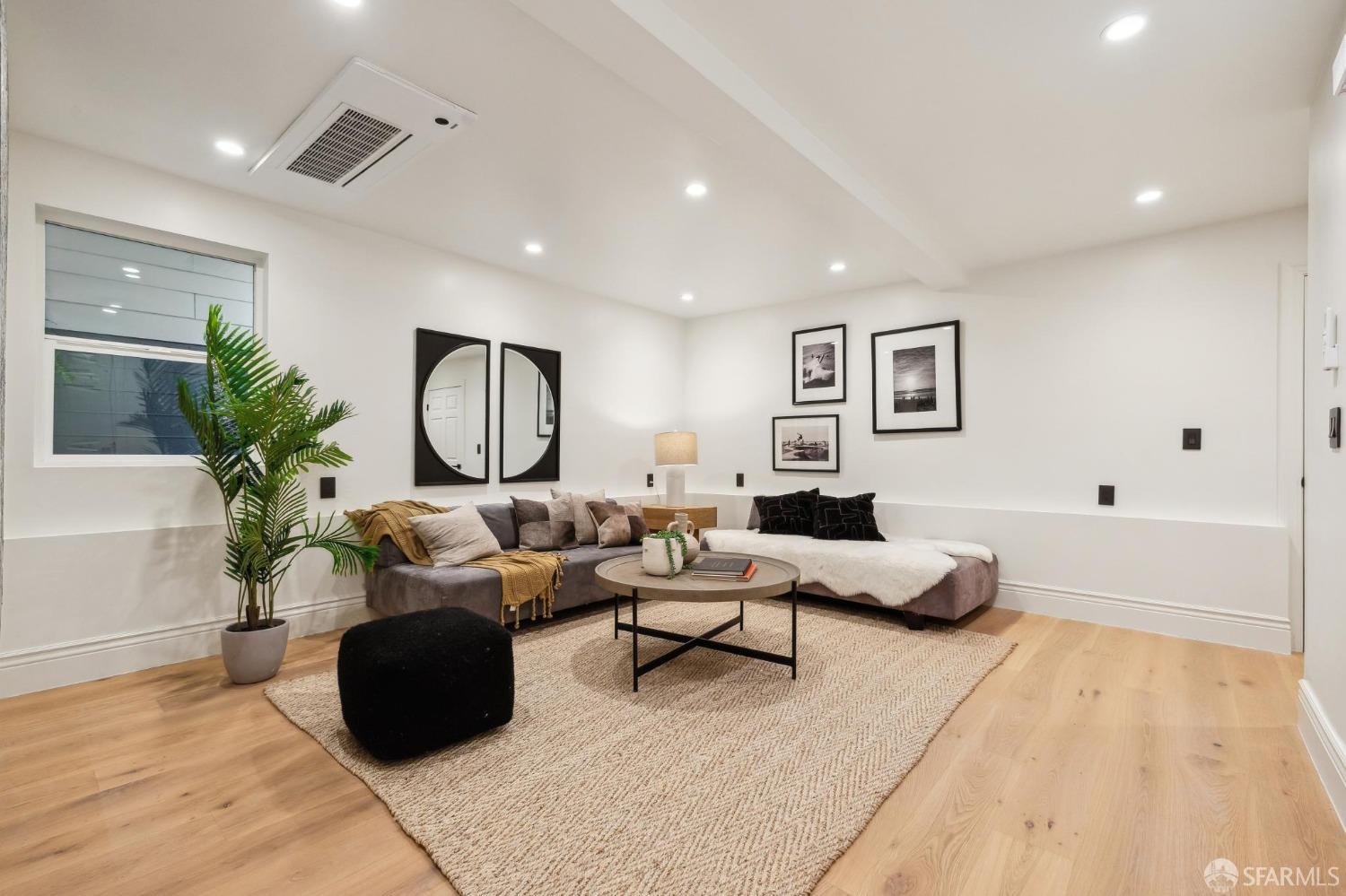 Detail Gallery Image 37 of 46 For 1029 Jackson St, San Francisco,  CA 94133 - – Beds | – Baths