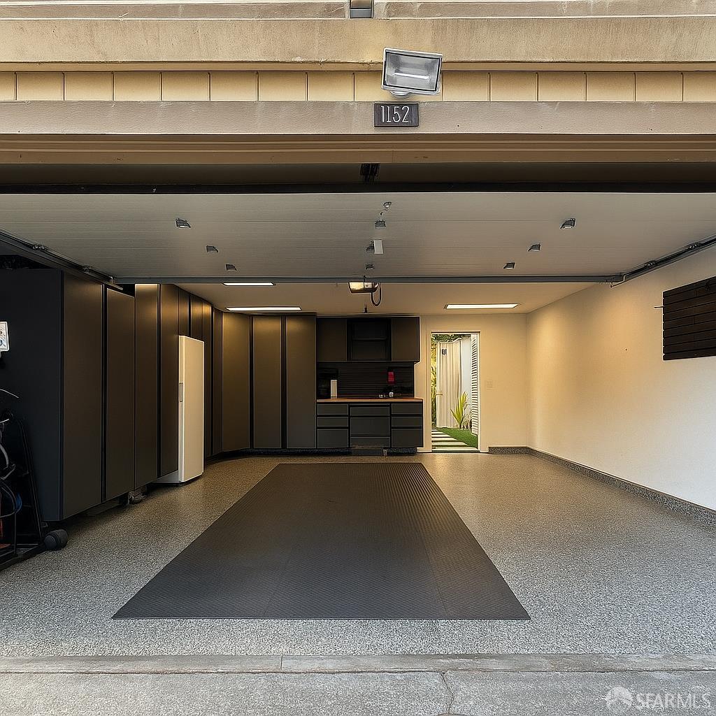 Detail Gallery Image 3 of 51 For 1152 Admiralty Ln, Alameda,  CA 94502 - 3 Beds | 1/1 Baths