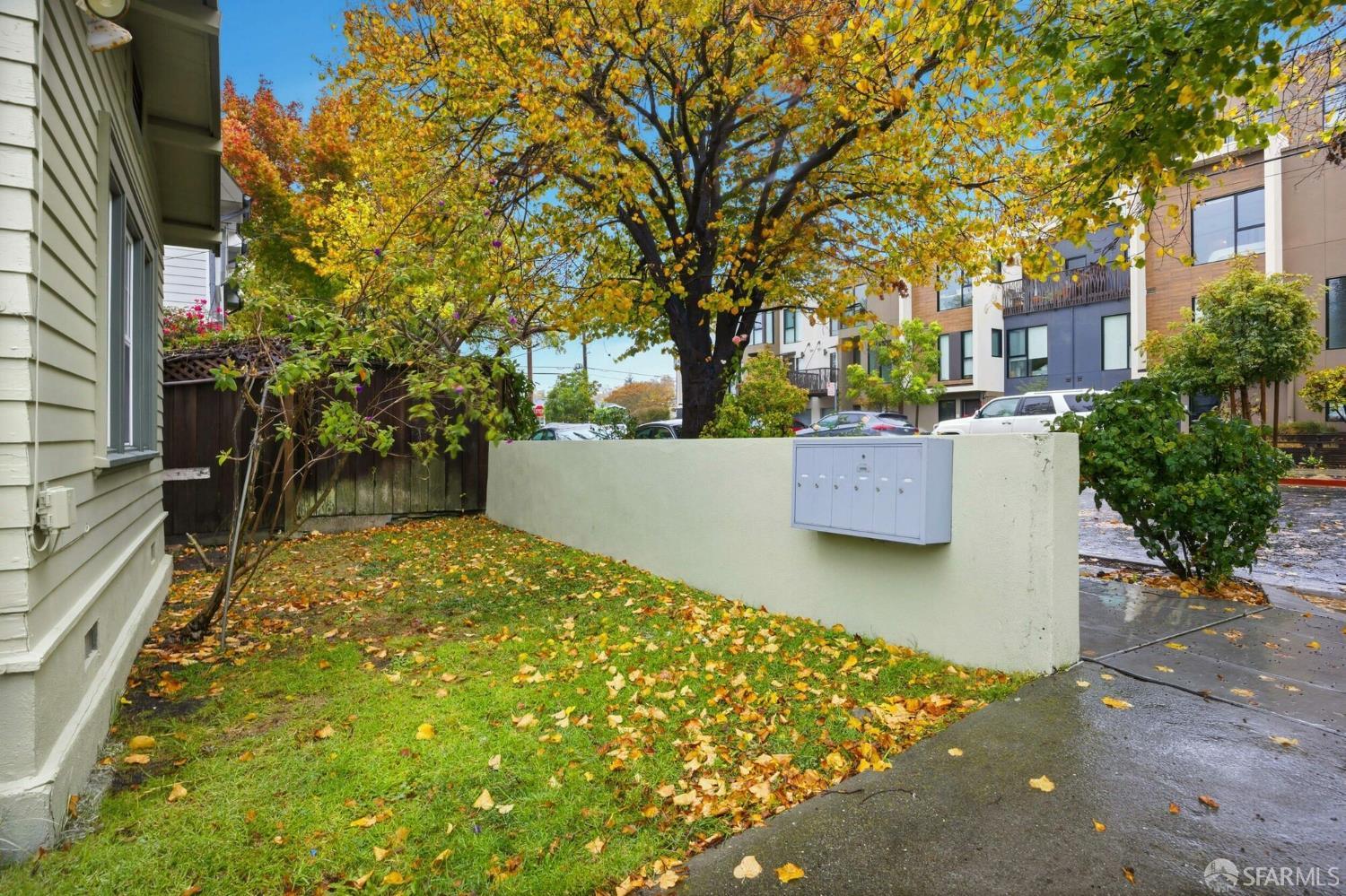 Detail Gallery Image 25 of 29 For 1504 10th St, Berkeley,  CA 94710 - – Beds | – Baths