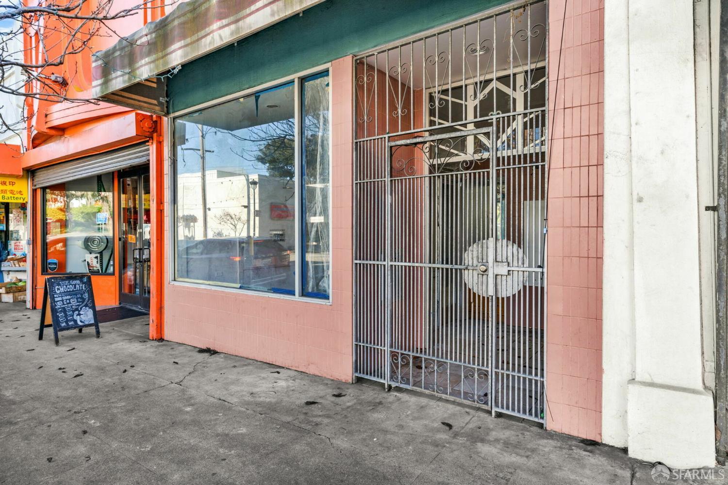 Detail Gallery Image 2 of 16 For 25 Leland Ave, San Francisco,  CA 94112 - – Beds | – Baths