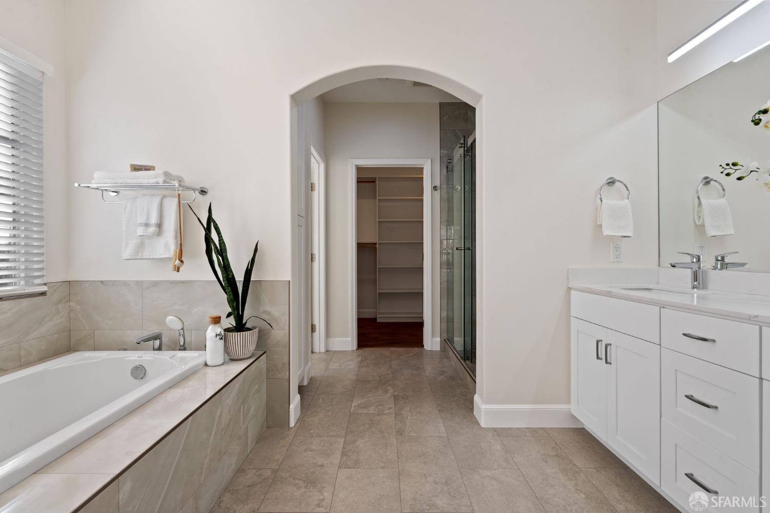 Detail Gallery Image 29 of 43 For 42119 Vinha Way, Fremont,  CA 94539 - 5 Beds | 5/1 Baths