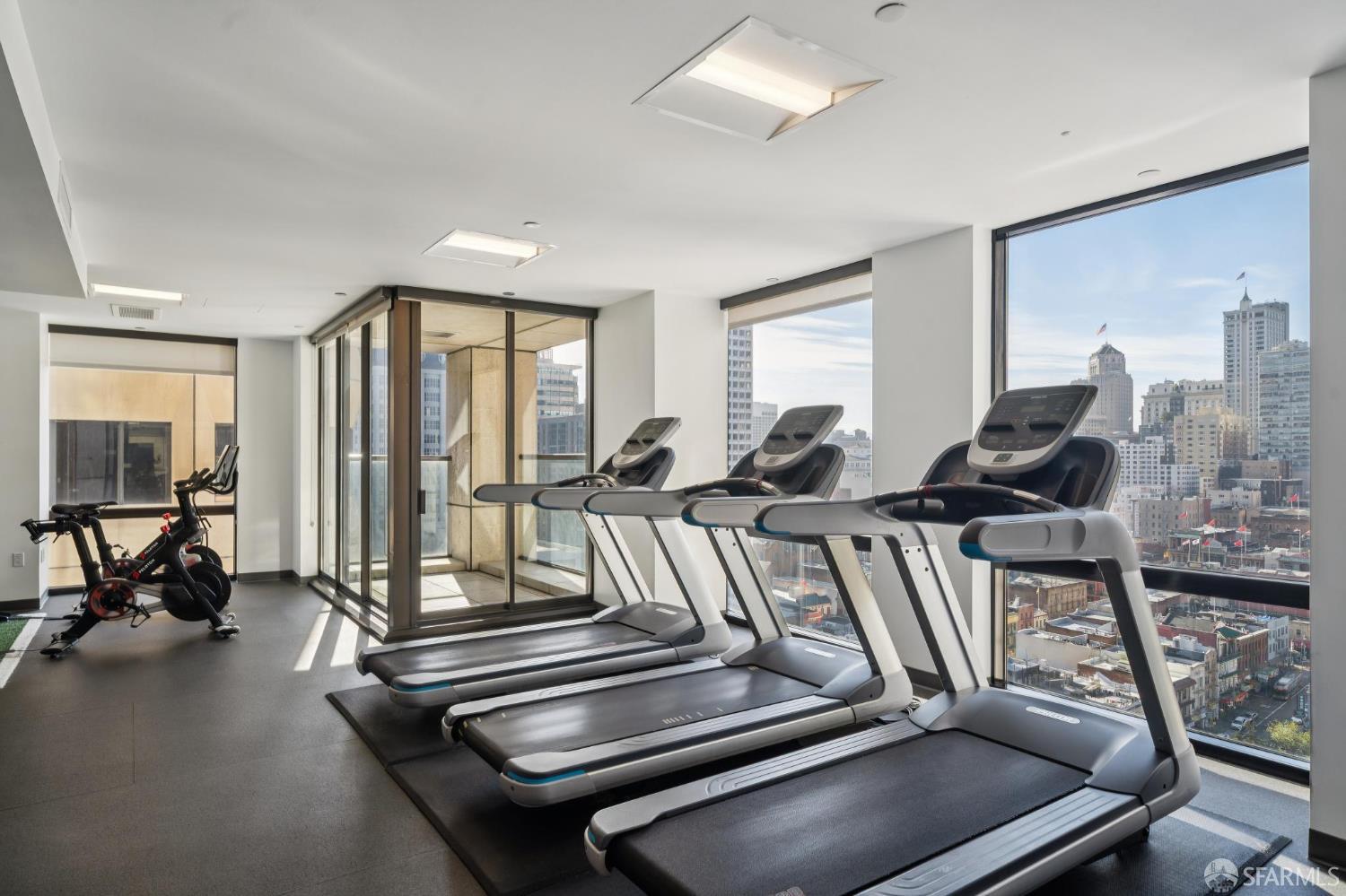 Detail Gallery Image 62 of 79 For 611 Washington St #2306,  San Francisco,  CA 94111 - 1 Beds | 1/1 Baths