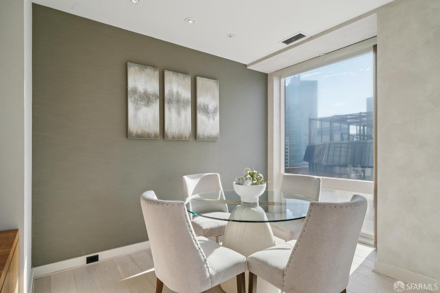 Detail Gallery Image 27 of 79 For 611 Washington St #2306,  San Francisco,  CA 94111 - 1 Beds | 1/1 Baths